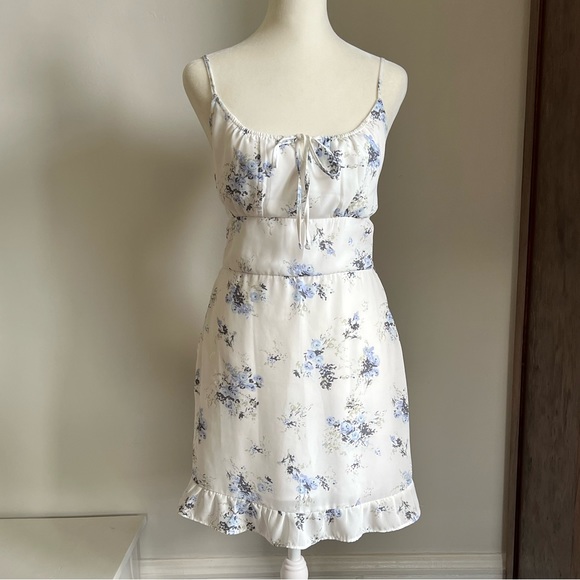 Abercrombie & Fitch floral dress. Size S - Picture 1 of 4
